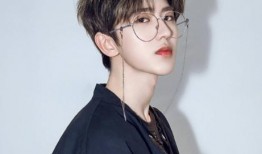 娱乐八卦爆料大v蔡徐坤,揭秘明星背后的故事